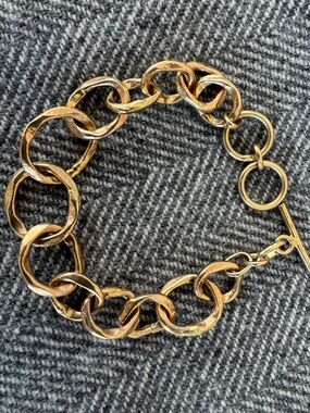 NWOT, ROOST, BRASS LINKS, BRACELET WITH ADJUSTABLE TOGGLE CLOSURE